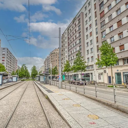 Le Che'Vallier - Catane / Rocade Grenoble Exterior photo